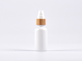 Weissglasflasche 30ml, mit Lotionspumpe Bambus